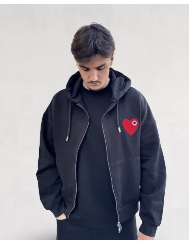 Sweat zippé noir coeur rouge