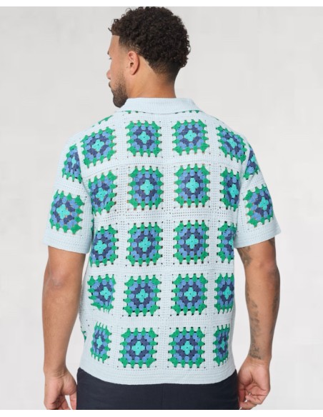 Chemisette en crochet bleu