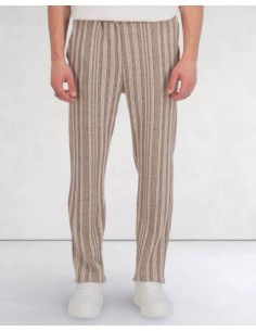 Pantalon en maille tressé...