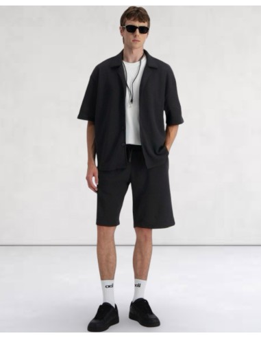 Short "sponge" noir