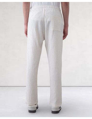 Pantalon fin en toile rayée beige Pantalon fin en toile rayée beige