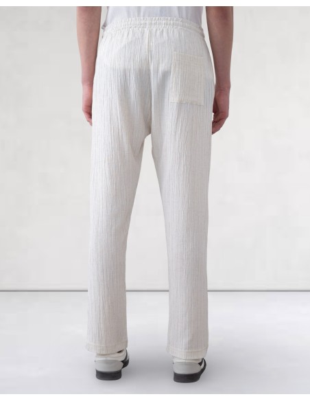 Pantalon fin en toile rayée beige