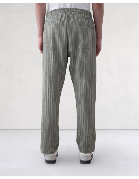 Pantalon fin en toile rayée vert