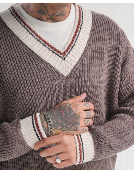 Pull col V en grosse maille marron