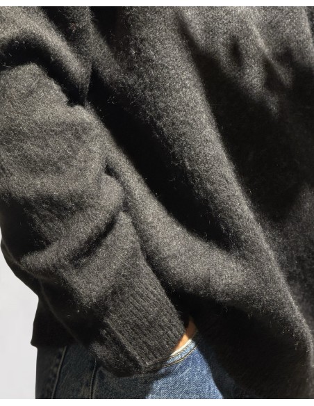 PULL EN MAILLE BROSSÉ UNI NOIR