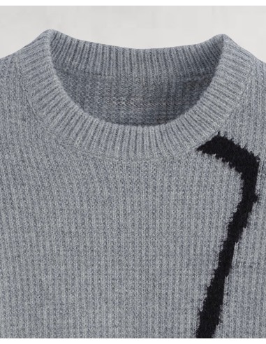 Pull gris en maille lignes artistique