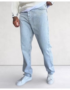 JEANS COUPE AMPLE BLEU CLAIR