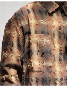 Chemise rayée légère effet destroy marron 2