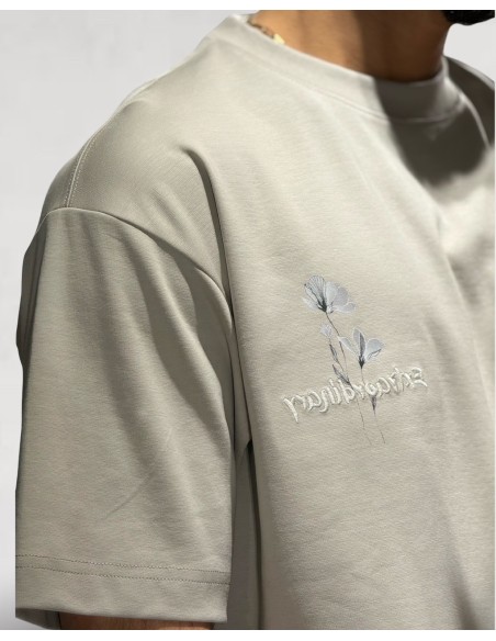 T-Shirt regular gris "Extraordinary"