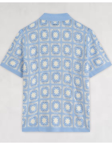 CHEMISETTE A MOTIFS EN CROCHET BLEU CIEL
